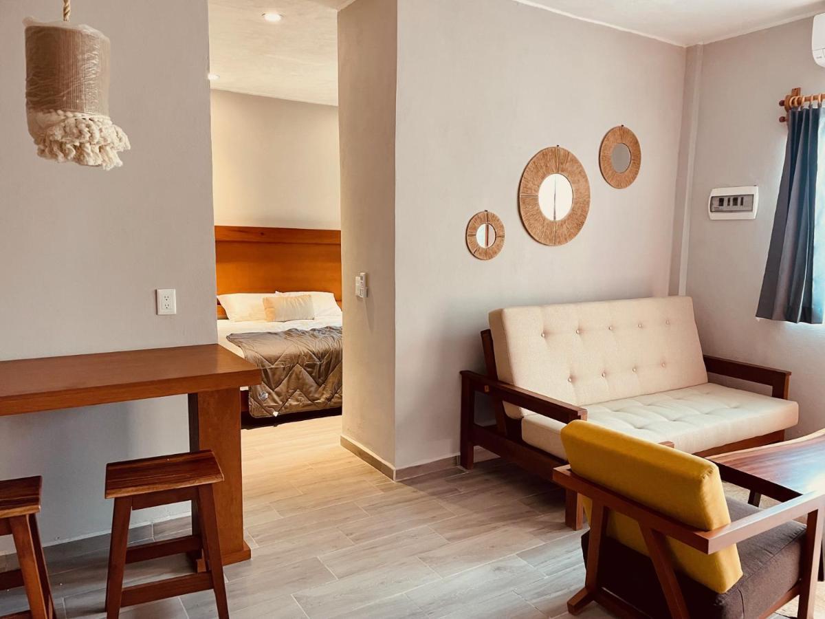 Hotel Manglar Suites Mahahual Exteriör bild